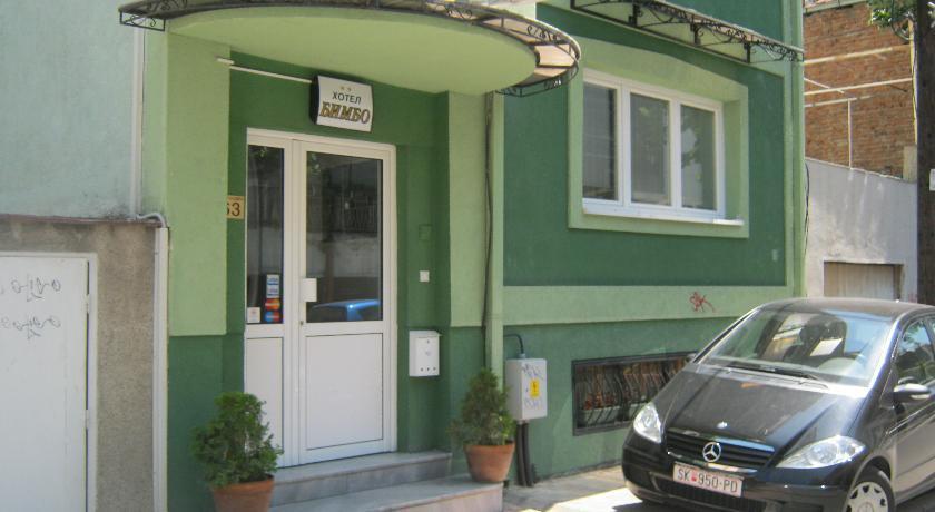 Hostel Bimbo Skopje Exteriör bild