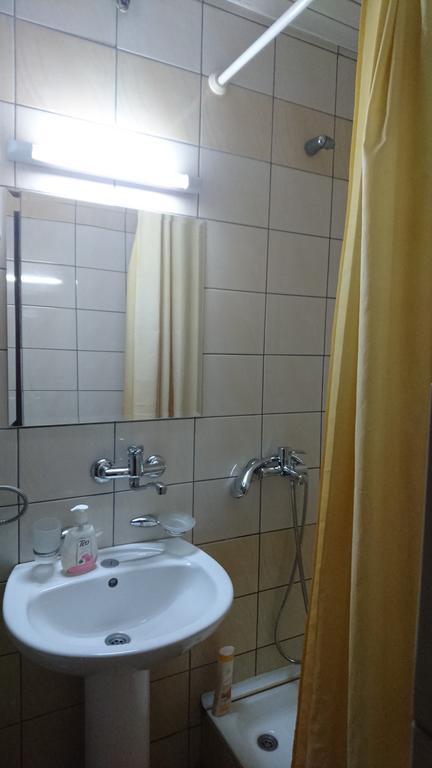 Hostel Bimbo Skopje Exteriör bild